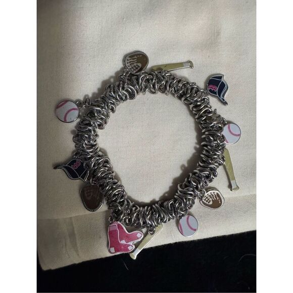 One size Red Sox MLB Charm Bracelet - Picture 1 of 5